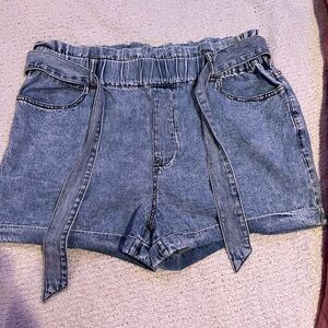 shorts w/ tie in front. never worn.